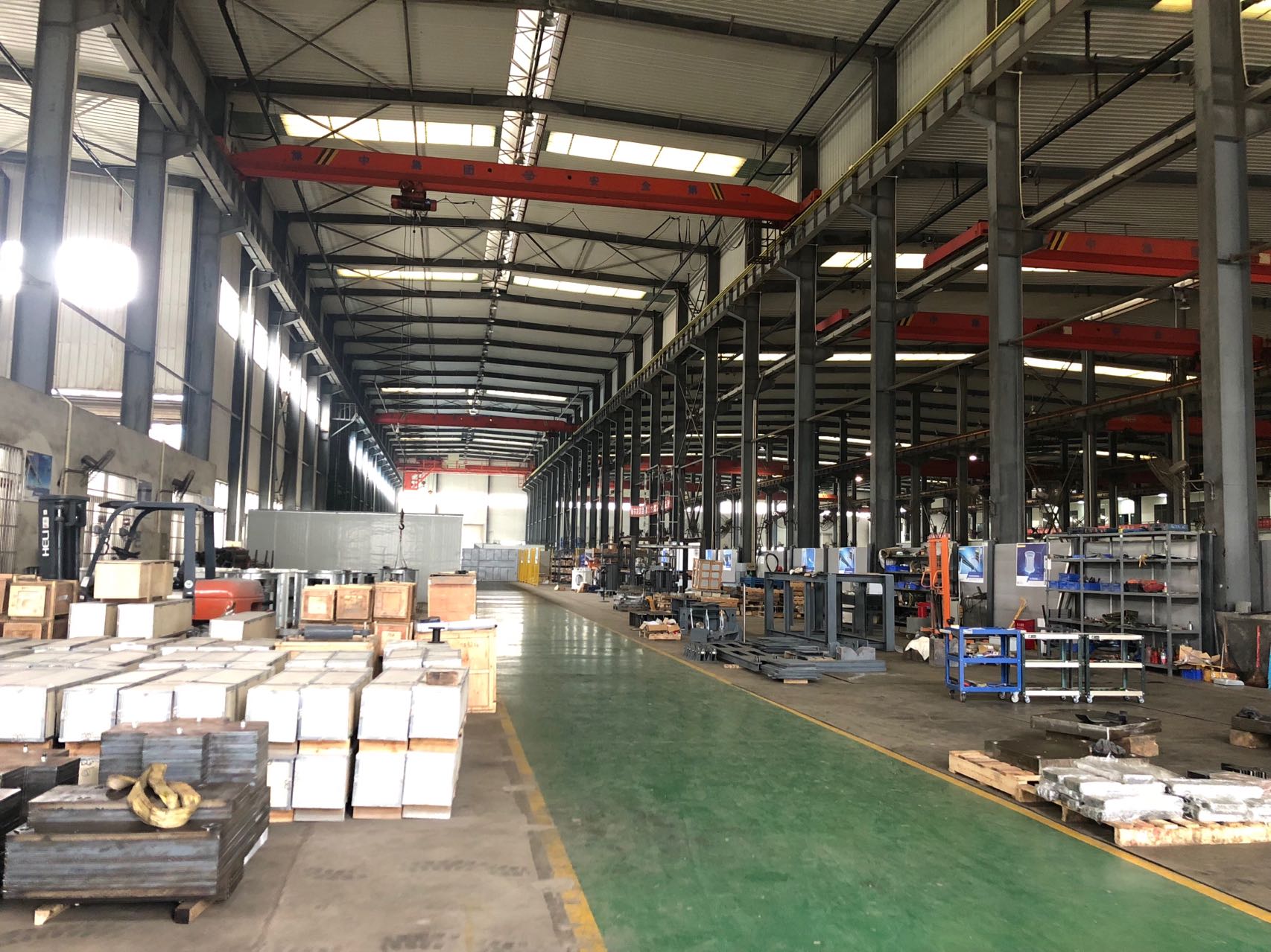 2018年1月，自建工廠投入使用，開(kāi)始組建生產(chǎn)團(tuán)隊(duì)